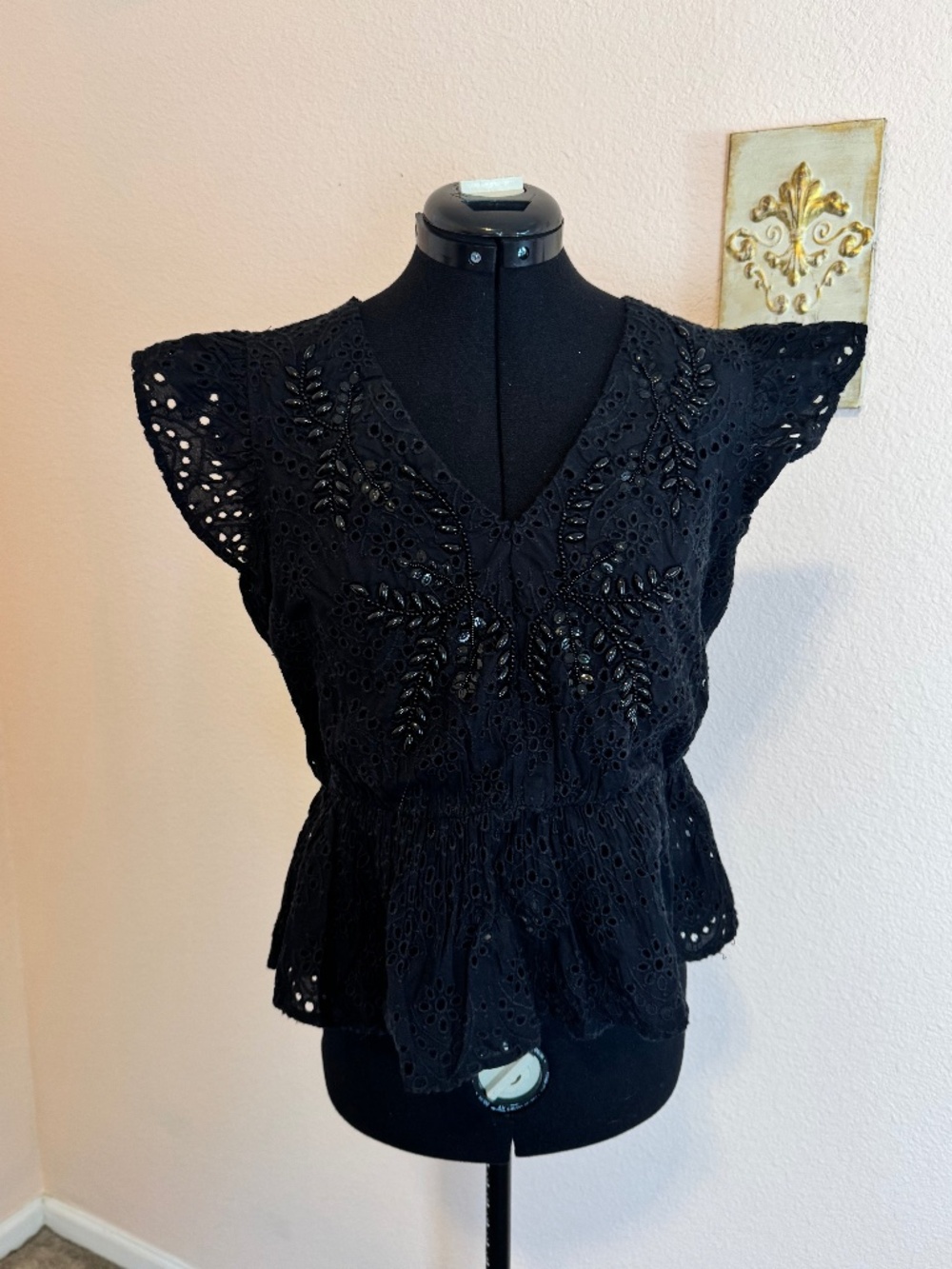 Gothic Romantic Boho Chic Eyelet Lace Beaded Summer V Neck Blouse Med NWT